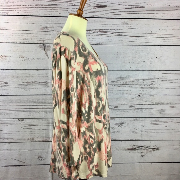 Chico's Tan w/dark gray and light coral design top - Picture 4 of 7